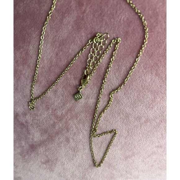 Banana Republic Gold Tone Padlock Lock Chain Pendant Necklace Costume Jewelry - Picture 5 of 5